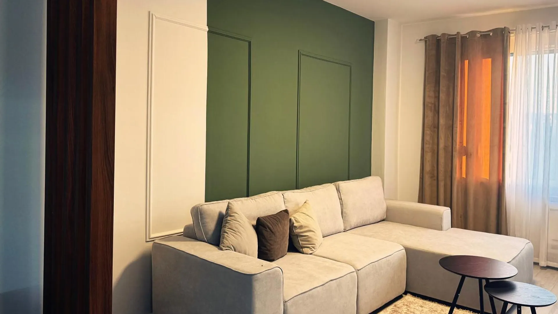 Enol Plazza Apartment Tirana